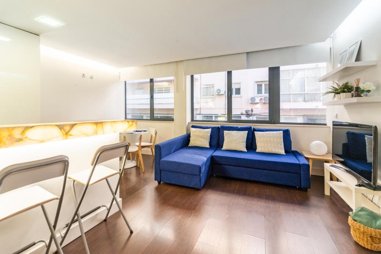 Comfortable Apartment In Marques De Pombal Lisbon Exterior photo