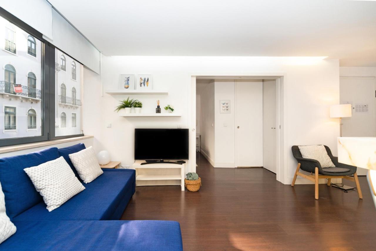 Comfortable Apartment In Marques De Pombal Lisbon Exterior photo